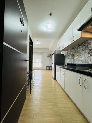 Fully Furnished 1 Bedroom Unit at Vinia Residences for Rent