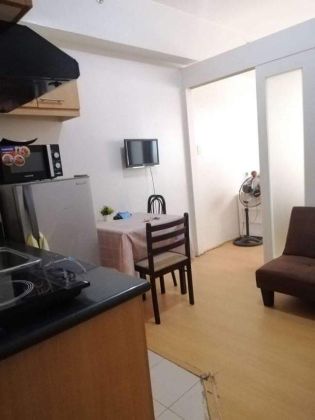 Fully Furnished 1 Bedroom Unit at The Linear Makati for Rent