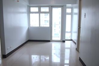 2BR Unfurnished for Lease in Parkside Villas Newport City Pasay
