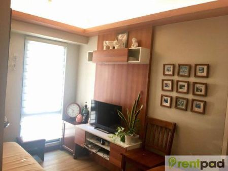 Semi-furnished 1 Bedroom Unit at Flair Towers for Rent