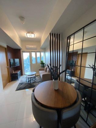 Fully Furnished 1 Bedroom Unit In Time Square West  BGC 