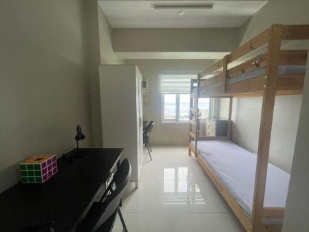 Fully Furnished Studio at Vista Taft near DLSU for Rent