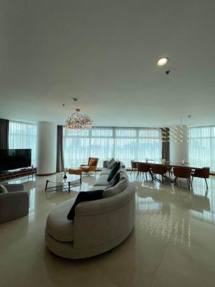 Fully Furnished 3 Bedroom Unit at Two Roxas Triangle for Rent