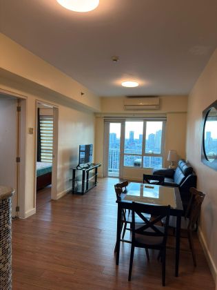 1BR with Utility Room and Balcony 55Sqm 28th Fully
