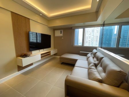 Fully Furnished 1 Bedroom Unit at Avida Towers Turf BGC for Rent