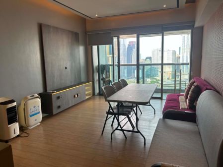 1 Bedroom Semi Furnished for Rent in One Shangrila Place