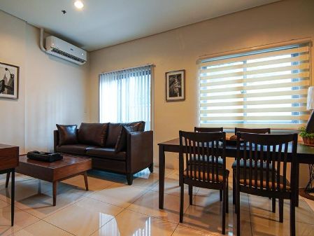 Fully Furnished 2 Bedroom Unit in Park West 