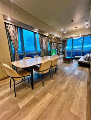 3 Bedroom Unit at 8 Forbestown Road Taguig for Rent