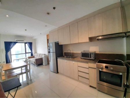 Spacious Fully Furnished 1 Bedroom at Signa Designer Residences