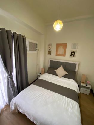 Fully Furnished 1 Bedroom Unit in Brixton Place Weston Tower