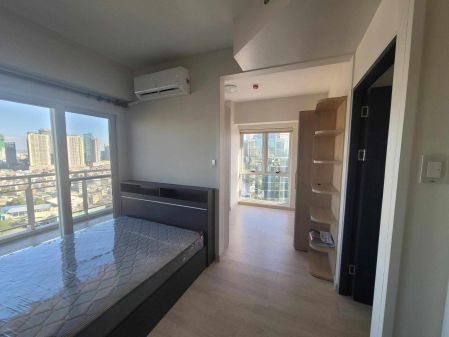 Presentable 3 Bedroom Fully Furnished Unit at Brio Tower