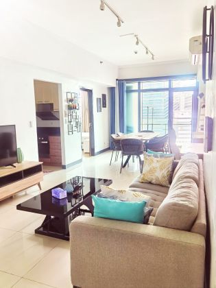 Fully Furnished 2 Bedroom Unit at 8 Forbestown Road for Rent
