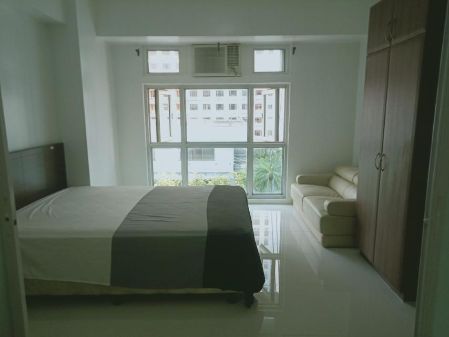 1 Bedroom in Greenbelt Chancellor Legaspi Makati Condo for Rent