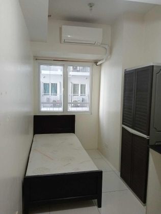 Semi Furnished Studio for Rent in Green Residences Manila