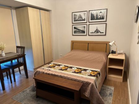 Fully Furnished Studio in Solinea across Ayala Mall Cebu