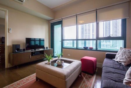 Fully Furnished 1 Bedroom Condo Unit for Rent in Edades Makati