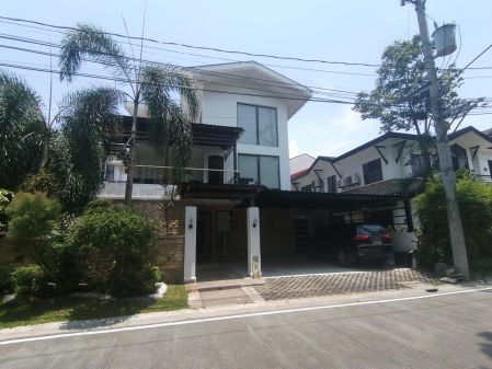 4 Bedroom House for Rent in Mahogany Place Taguig