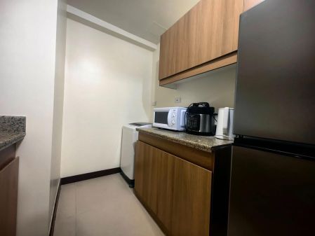 Semi Furnished 2 Bedroom Unit at Fairlane Residences for Rent