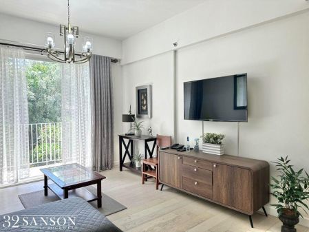 Modern 1 Bedroom for Rent in 32 Sanson