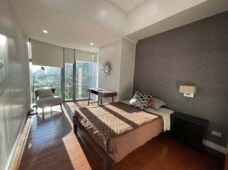 2BR Unit for Rent in Grand Hyatt Bgc