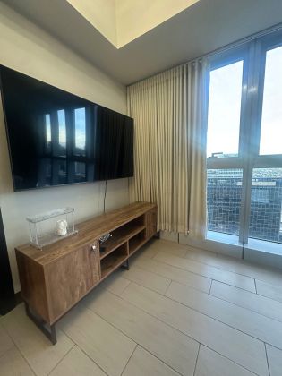 3 Bedroom Unit at Uptown BGC near International Schools