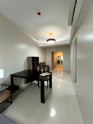 2 Bedrooms in Uptown Ritz Bonifacio Global City Taguig