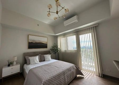 Fully Furnished 1 Bedroom Unit at Park McKinley West for Rent