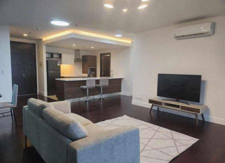 Astonishing 1BR Fully Furnished at Garden Towers Makati