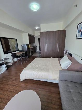 Studio Furnished for Rent at Shang Salcedo Place