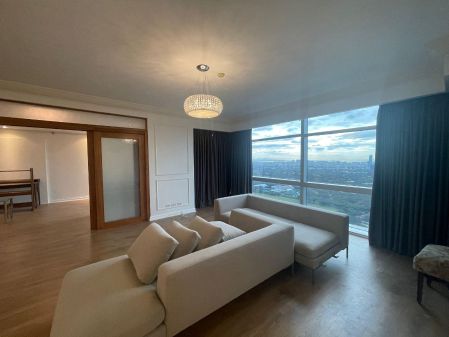 Renovated Fully Furnished 3BR in Pacific Plaza Tow