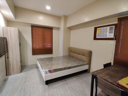  Semi Furnished Studio Unit in Sunvida Tower