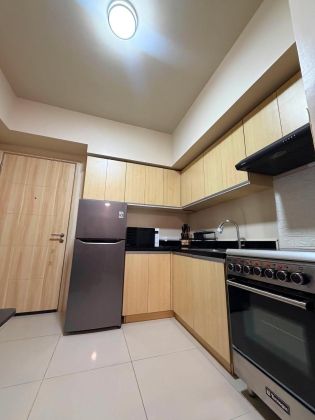 Fully Furnished 2BR Unit in Bgc