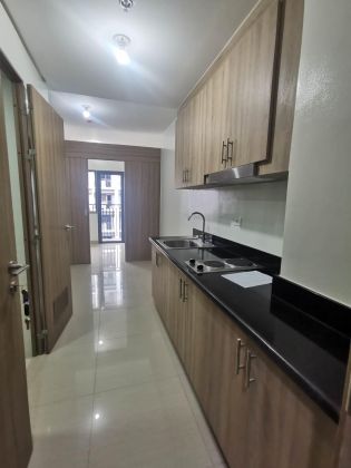 SHORETWO12XXT3: For Rent Fully Furnished 1BR Condo Unit in Shore 