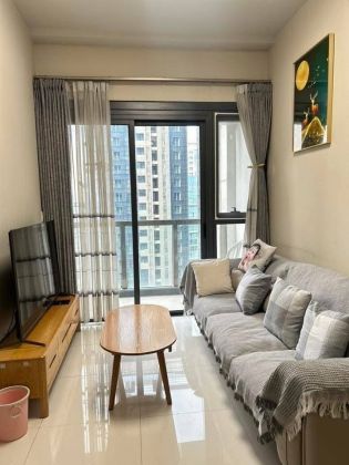 For Lease 2BR in Uptown Ritz BGC