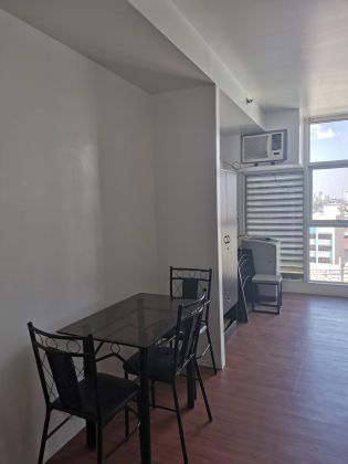 Fully Furnished Studio Unit at The Linear Makati for Rent