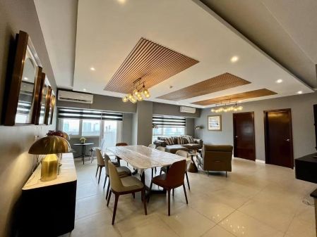 4 Bedroom at The Royalton CapitatCommons