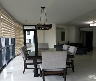 Spacious 2 Bedroom in Arya Residences