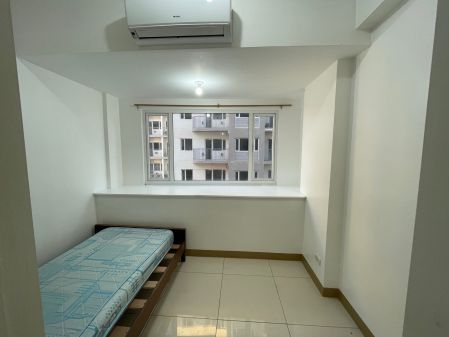 1BR Fully Furnished Unit at South Residences