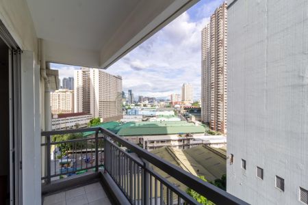 2 Bedroom Sheridan Towers for Rent near BGC