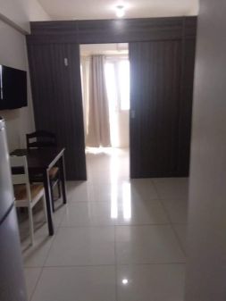 For Rent Fully Furnished 1BR with Balcony in Green Residences
