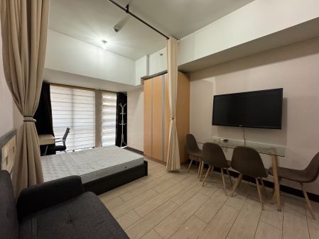 Paseo Heights Studio Condo for Rent located at Makati Central Bus
