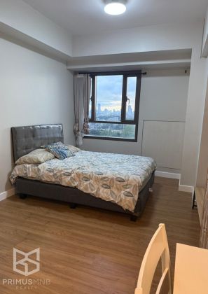 For Lease Studio Condo Unit at the Arton Rockwell