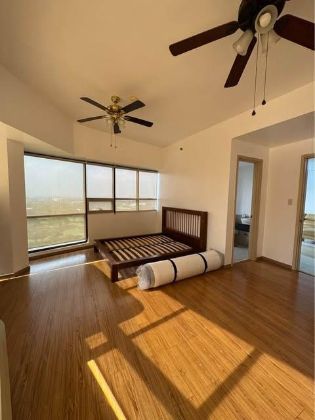 Icon Residences 3 Bedroom Semi Furnished Unit for Rent 