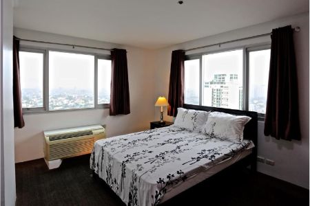 For Rent Fully Furnished 1 Bedroom Condo in Greenhills San Juan