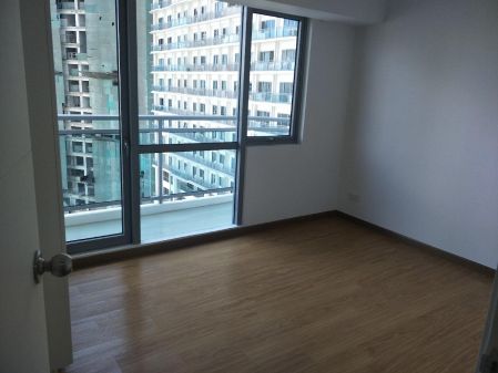 Semi Furnished 2 Bedroom Unit at Acqua Private Residences