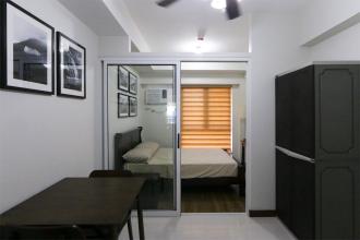 Fully Furnished 1 Bedroom Unit at Brio Tower for Rent