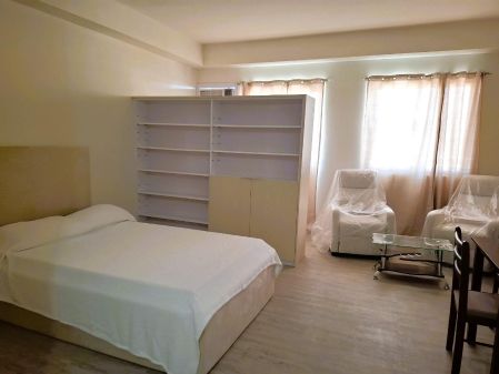 Newly Interiored Studio Unit with Parking at Amaia Steps Nuvali 