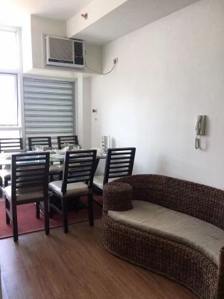 Semi Furnished 1 Bedroom Unit at The Linear Makati for Rent