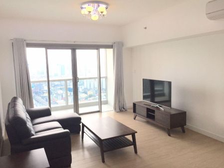 Fully Furnished 1 Bedroom Unit at One Shangrila Place for Rent