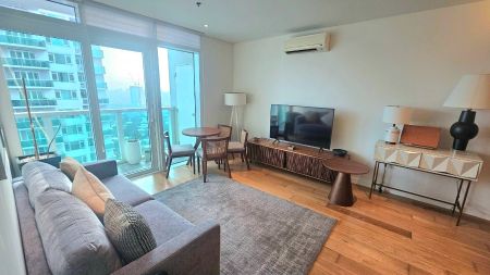 New Spacious 1 Bedroom Furnished for Lease at Park Terraces